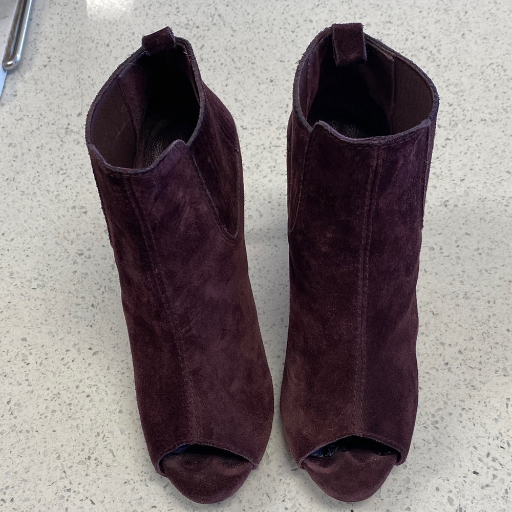 Pedro Garcia Sybil Suede Peep Toe Ankle Booties Size 38